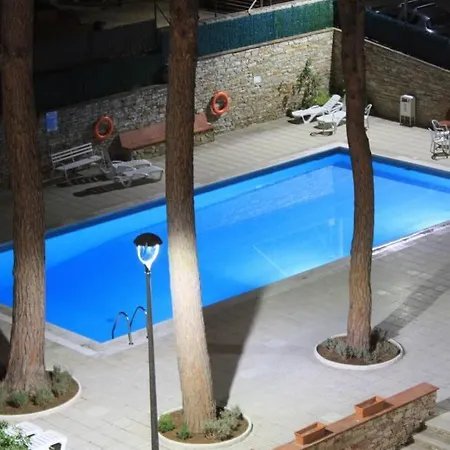 Precioso Con Piscina.